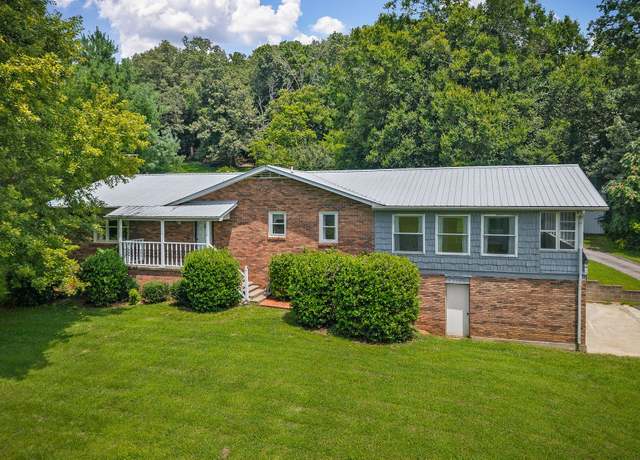 Property at 695 Jim Hennessee Rd, Sparta, TN 38583, 4 beds, 2 baths