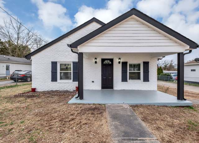 Property at 649 W Eastland St, Gallatin, TN 37066, 3 beds, 2 baths