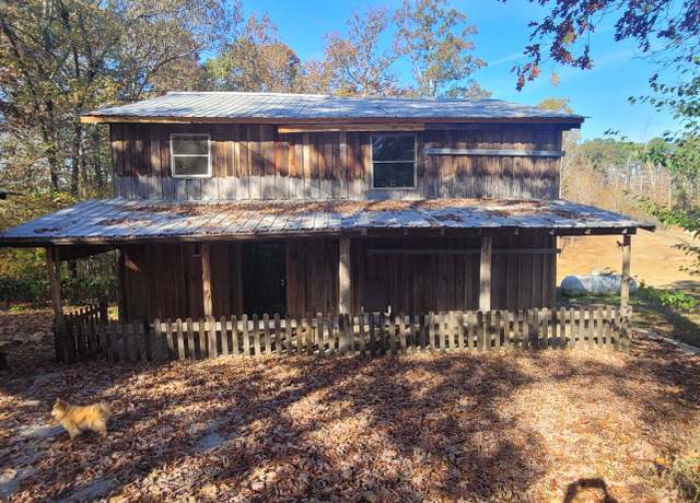 Property at 180 Mount View Estates Ln, Holladay, TN 38341, 2 beds, 2 baths