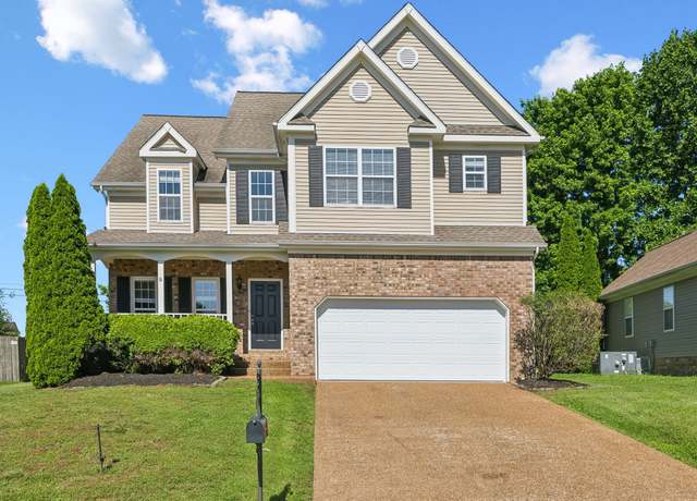 Property at 1030 Persimmon Dr, Spring Hill, TN 37174, 3 beds, 2.5 baths