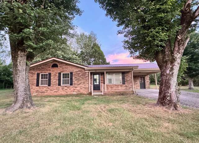 Property at 389 4th Ave N, Cookeville, TN 38506, 3 beds, 2 baths