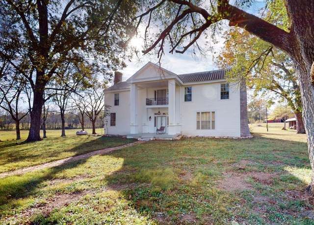 Property at 2098 Charity Rd N, Fayetteville, TN 37334, 5 beds, 4.5 baths