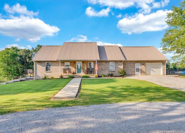 Property at 887 Ray Cemetery Rd, Sparta, TN 38583, 3 beds, 3 baths