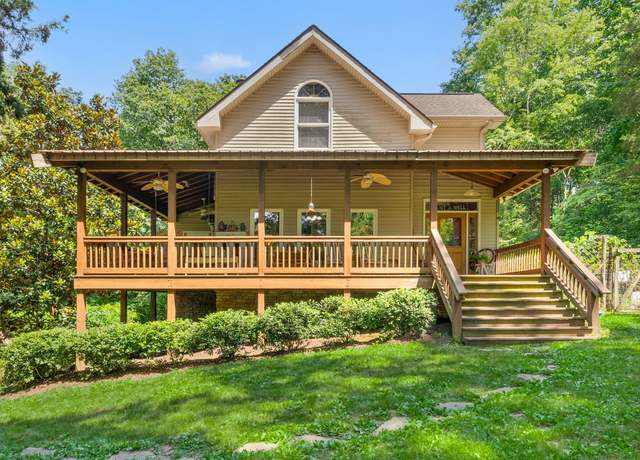 Property at 825 Durham Rd, Adams, TN 37010, 3 beds, 2.5 baths