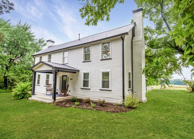 Property at 1030 Upper Creek Rd, Vanleer, TN 37181, 3 beds, 2 baths