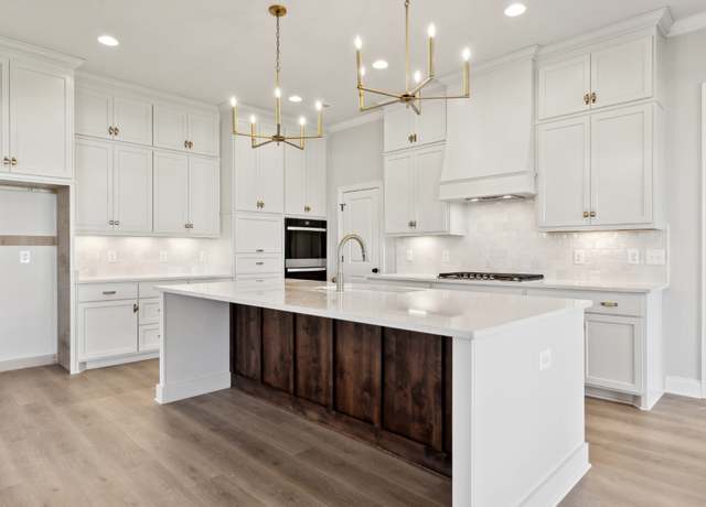 Property at 2835 Chaudoin Ct, Murfreesboro, TN 37129, 5 beds, 4 baths