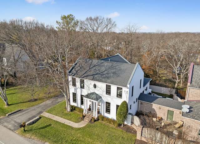 Property at 3600 Colewood Dr, Nashville, TN 37215, 4 beds, 3.5 baths
