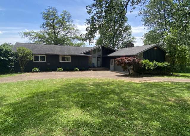Property at 737 Maynard Ln, Columbia, TN 38401, 4 beds, 2 baths