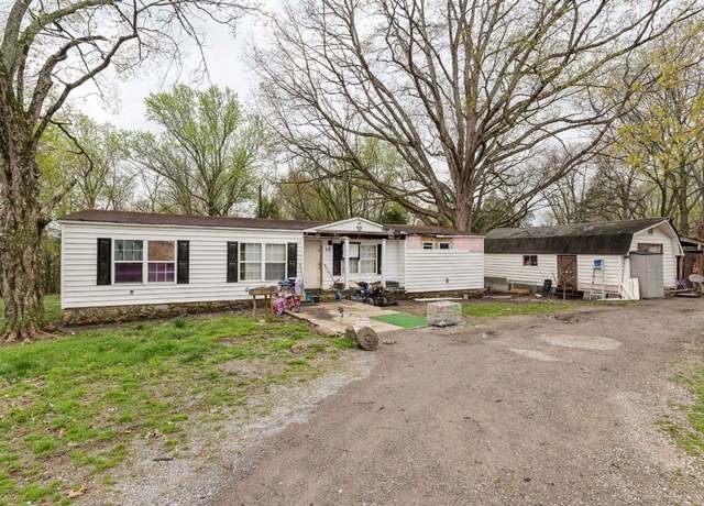 Property at 119 Wilkerson Ln, Portland, TN 37148, 3 beds, 2 baths