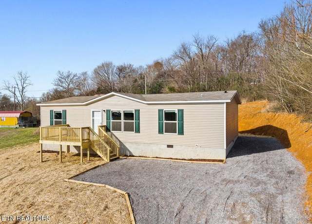 Property at 413 Patton St, Sweetwater, TN 37874, 3 beds, 2 baths