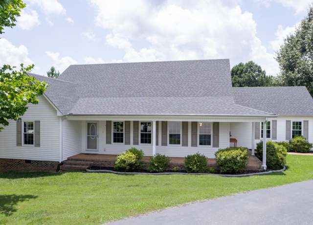 Property at 136 Eiffel Tower Ln, Paris, TN 38242, 4 beds, 3 baths