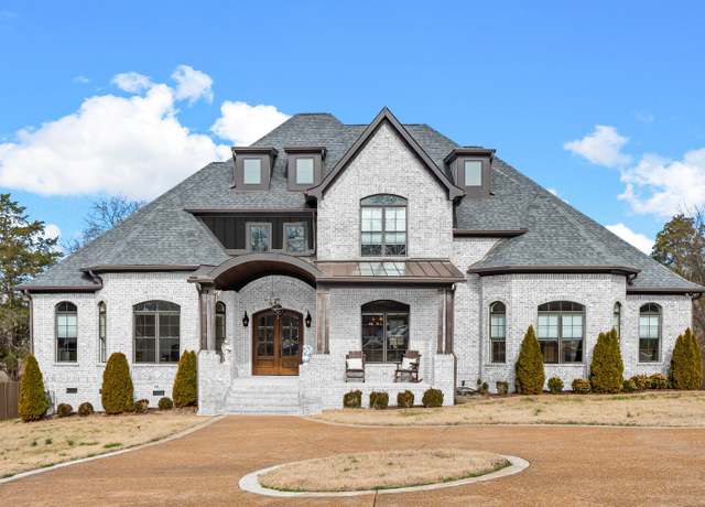 Property at 741 Newberry Rd, Nashville, TN 37205, 6 beds, 7 baths