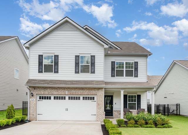 Property at 3628 Pelham Wood Dr, Murfreesboro, TN 37128, 4 beds, 2.5 baths
