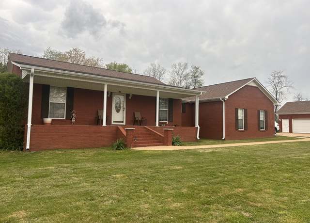 Property at 2200 Crescentview Rd, Pulaski, TN 38478, 3 beds, 2 baths