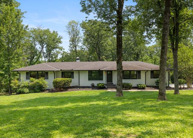 Property at 1116 Sparta Rd, Nashville, TN 37205, 5 beds, 4.5 baths