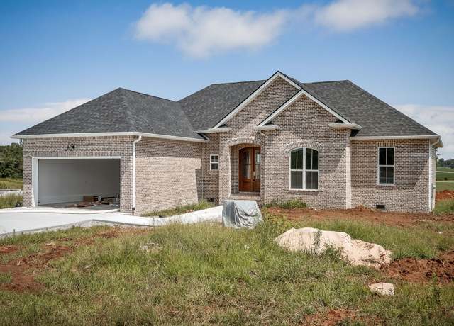 Property at 136 Dairy Barn Rd, Sparta, TN 38583, 3 beds, 2 baths