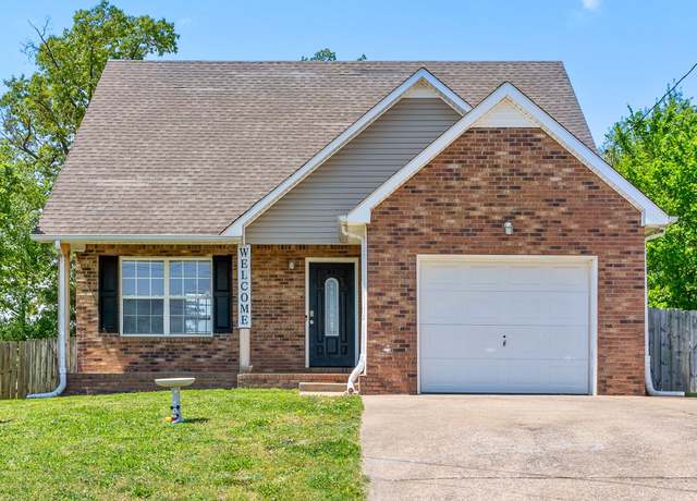 Property at 102 Pepper Ct, Oak Grove, KY 42262, 3 beds, 2.5 baths