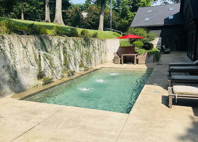 Property at 915 Overton Lea Rd, Nashville, TN 37220, 5 beds, 5.5 baths