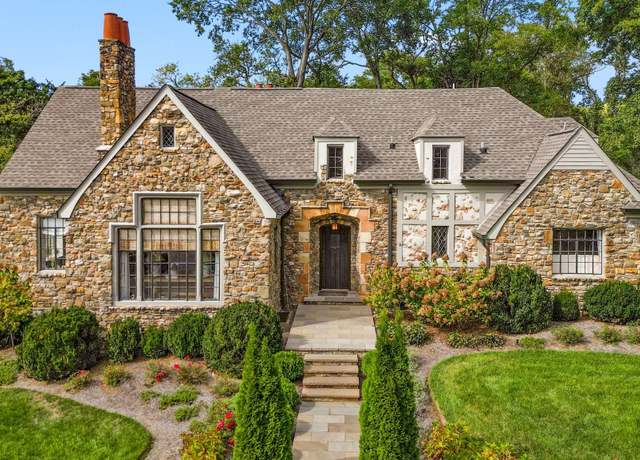 Property at 2304 Valley Brook Rd, Nashville, TN 37215, 4 beds, 3.5 baths