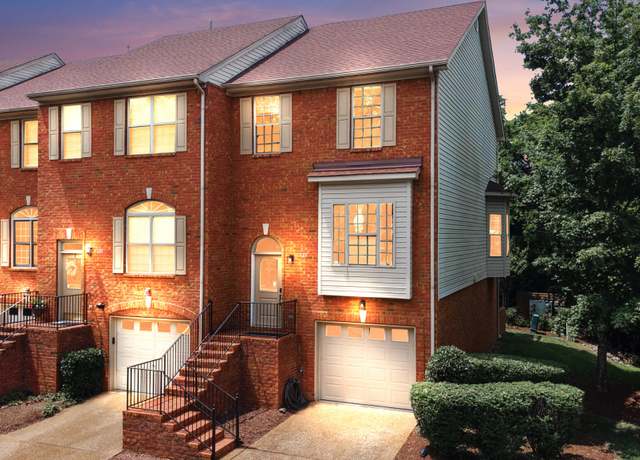 Property at 127 Carriage Ct, Brentwood, TN 37027, 3 beds, 3 baths