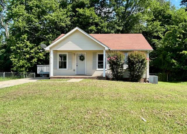 Property at 432 Sideline Dr, Oak Grove, KY 42262, 3 beds, 1.5 baths