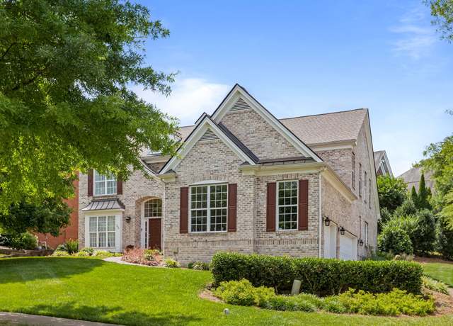 Property at 3025 Coral Bell Ln, Franklin, TN 37067, 4 beds, 3.5 baths