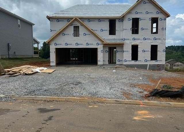 Property at 211 Clover Meadow Ln, Maryville, TN 37801, 5 beds, 3 baths