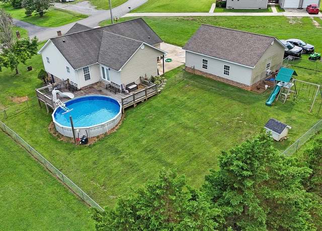 Property at 215 Fiddlers Dr, Whitwell, TN 37397, 3 beds, 2 baths