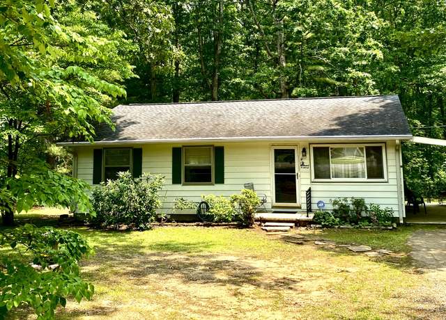 Property at 184 N Bluff Cir, Monteagle, TN 37356, 2 beds, 1 bath
