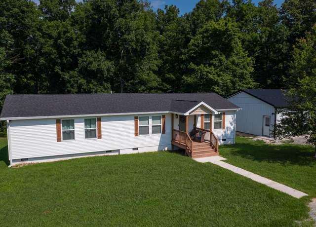 Property at 10498 Missionary Ridge Rd, Bon Aqua, TN 37025, 3 beds, 2 baths