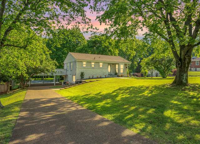 Property at 828 Lemont Dr, Nashville, TN 37216, 3 beds, 2 baths