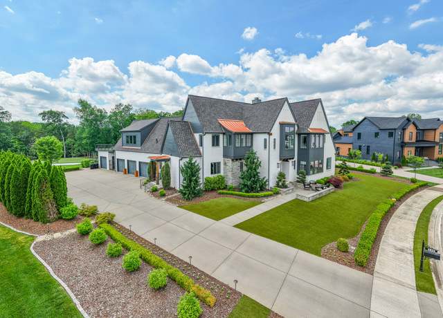 Property at 1021 Julian Way, Murfreesboro, TN 37128, 5 beds, 5.5 baths