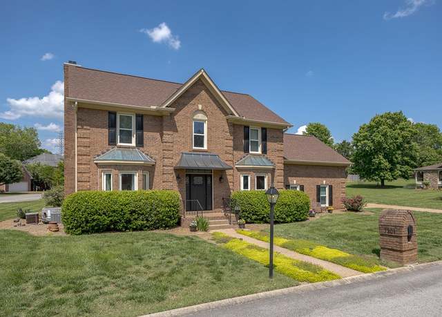 Property at 7201 River Bend Rd, Nashville, TN 37221, 4 beds, 2.5 baths
