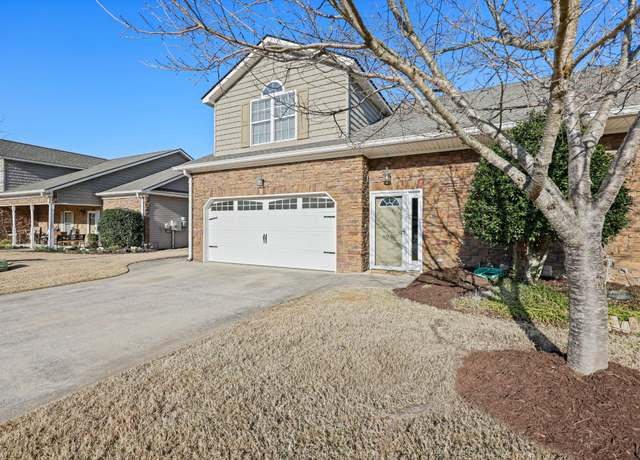 Property at 6930 Village Lake Cir, Chattanooga, TN 37412, 4 beds, 2.5 baths