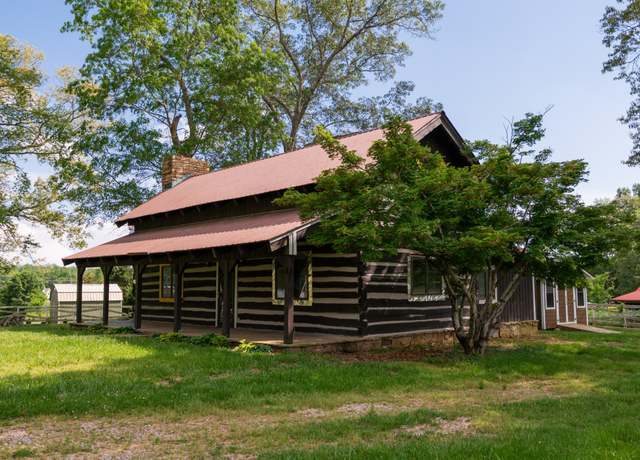 Property at 7030 Dodson Branch Rd, Cookeville, TN 38501, 3 beds, 3 baths