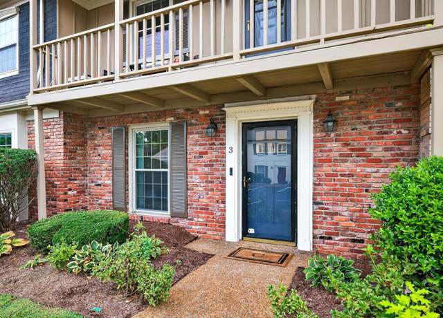 Property at 1011 Murfreesboro Rd Unit D3, Franklin, TN 37064, 3 beds, 2.5 baths