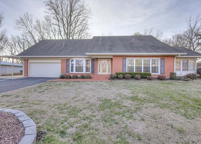 Property at 504 Kingree Rd, Shelbyville, TN 37160, 3 beds, 2.5 baths