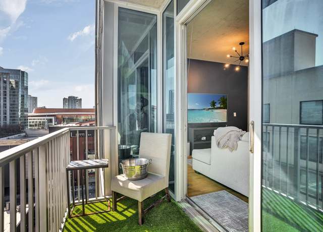 Property at 301 Demonbreun St #1215, Nashville, TN 37201, 1 bed, 1 bath