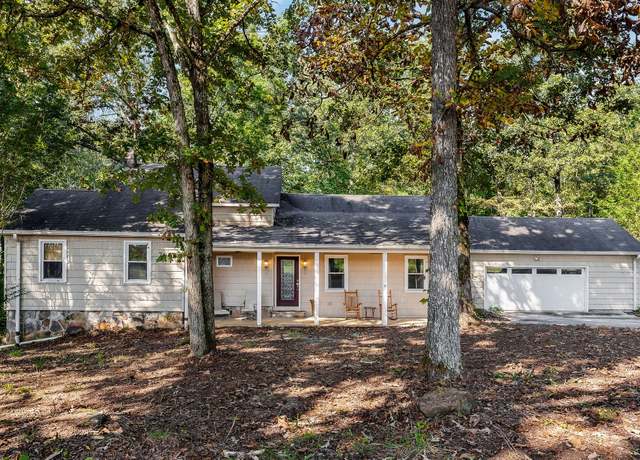 Property at 247 Hutchings Ln, Mcminnville, TN 37110, 3 beds, 3 baths