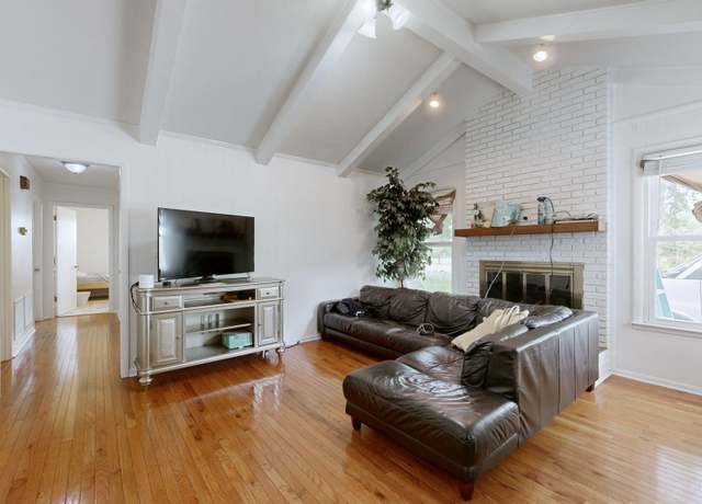 Property at 7181 Bidwell Rd, Joelton, TN 37080, 3 beds, 2.5 baths