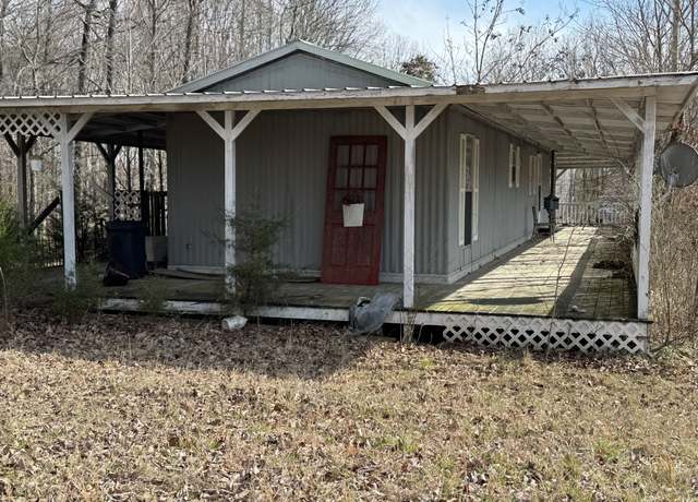 Property at 1475 Holland Rd, Lafayette, TN 37083, 2 beds, 1.5 baths