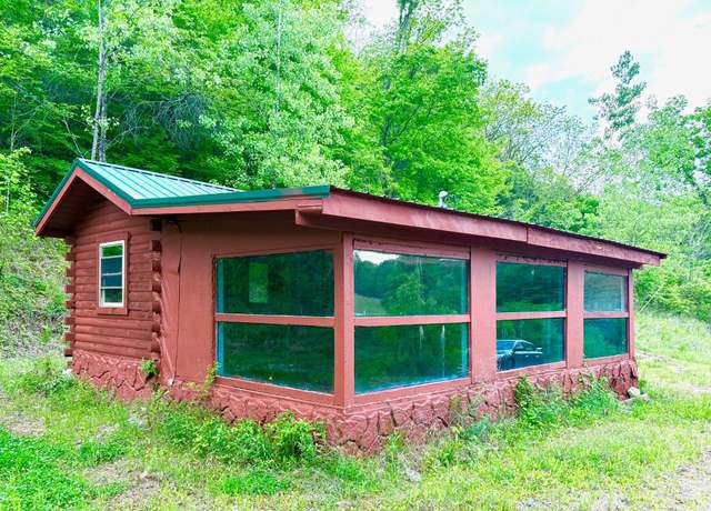 Property at 221 Friendship Hollow Rd S, Pleasant Shade, TN 37145, 1 bed, 1 bath
