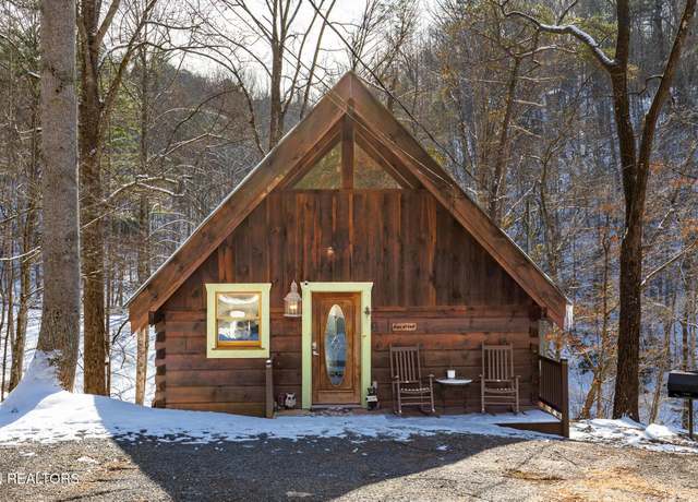 Property at 1458 Silver Poplar Ln, Sevierville, TN 37876, 1 bed, 1 bath