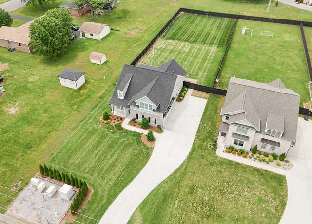 Property at 2207 Sulphur Springs Rd, Murfreesboro, TN 37129, 3 beds, 2.5 baths