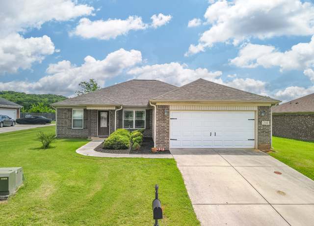 Property at 210 Masters Way, Fayetteville, TN 37334, 3 beds, 2 baths