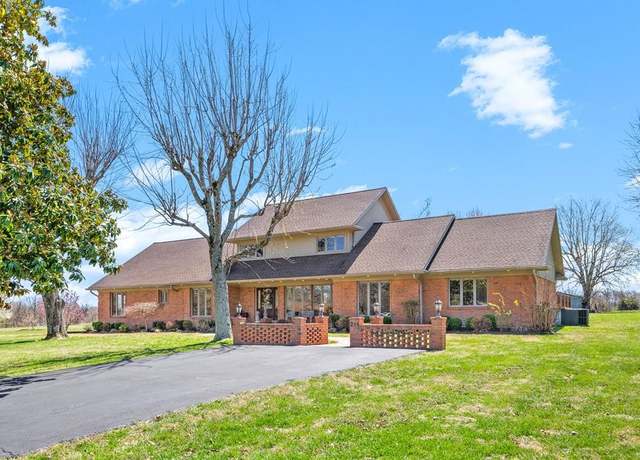 Property at 211 W Princeton St, Crofton, KY 42217, 3 beds, 2.5 baths