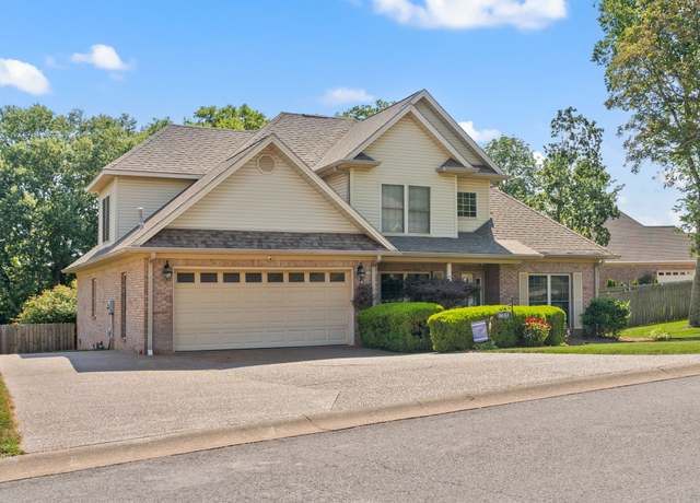 Property at 3651 Steeplechase Ln, Hopkinsville, KY 42240, 4 beds, 2.5 baths