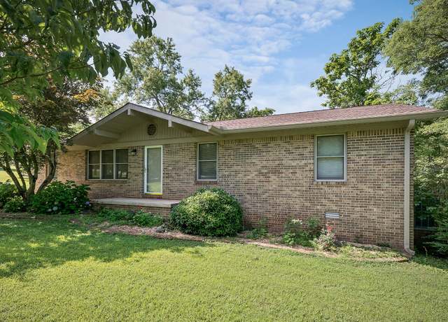 Property at 207 Sugar Hill Dr, Sparta, TN 38583, 4 beds, 2.5 baths