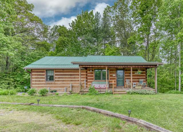 Property at 996 Fox Hollow Rd, Mountain City, TN 37683, 2 beds, 2.5 baths