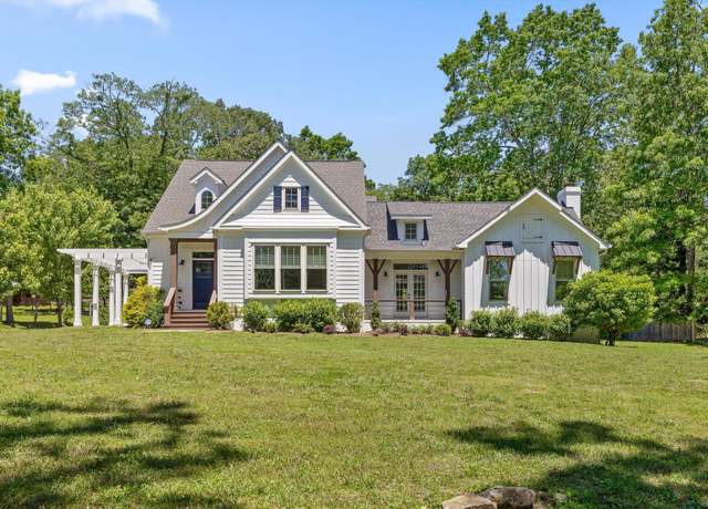 Property at 222 Mt Olive Rd, Lookout Mountain, GA 30750, 4 beds, 3 baths